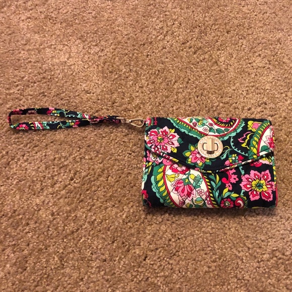 Vera Bradley Wristlet - Picture 2 of 4